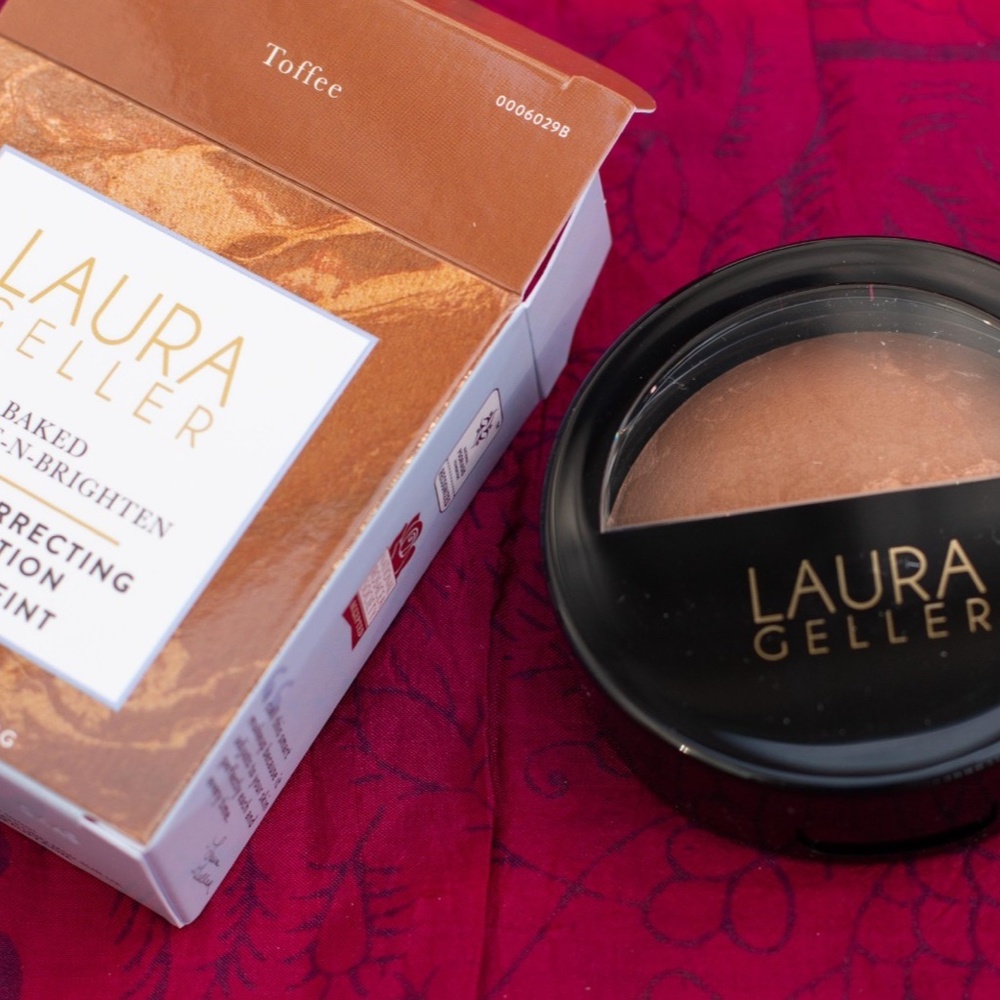 LAURA GELLER Baked Balance-n-Brighten Color Correcting Foundation -Toffee .32oz - Picture 2 of 5